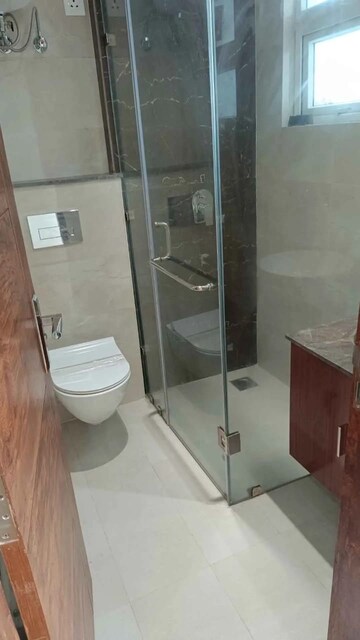 Bathroom in 2.5 BHK Builder Floor at Pareena Bellevue Floors, Sector 95a – for Sale