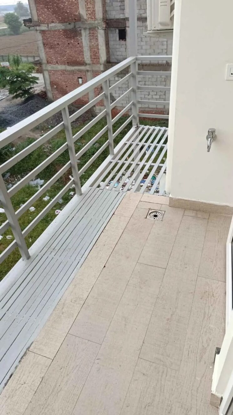 Balcony, pareena-bellevue-floors 2.5 Bedroom 1300 Sq.Ft. Builder Floor In Sector 95a Gurgaon 8800695