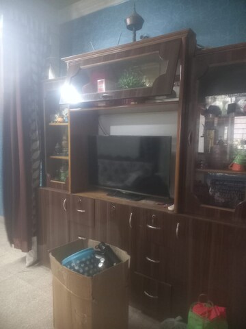Room in 3 BHK Apartment at Fraser Road Area – for Rent