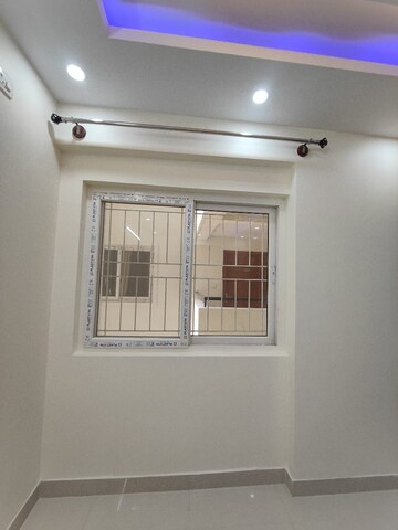 Room in 2 BHK Apartment at Candeur Signature, Varthur – for Rent