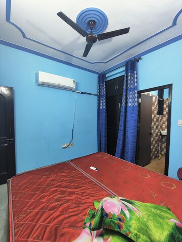 Bedroom in 1.5 BHK Builder Floor at Vaishali Media Apartment, Vaishali Sector 5 – for Rent