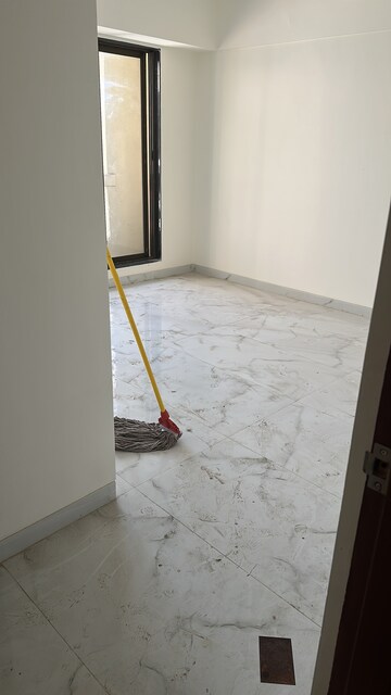Staircase in 3 BHK Apartment at Kshitija Shree Laxmi Residency, Byculla West – for Rent