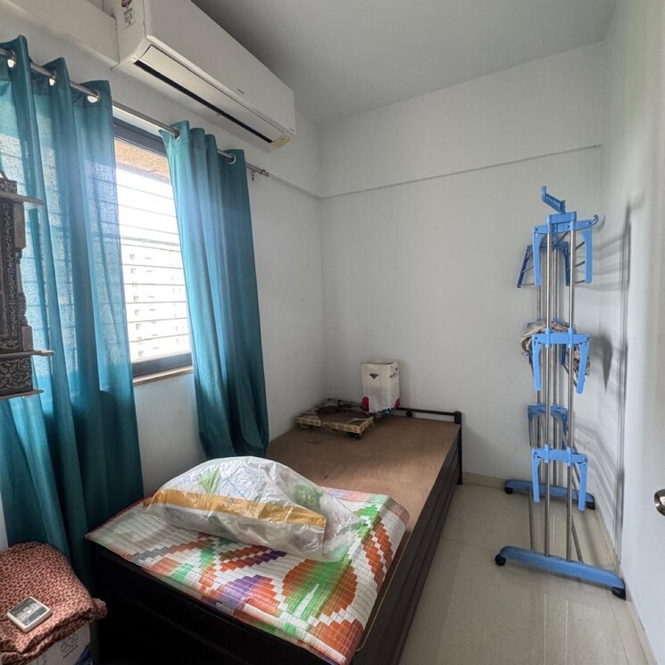 Bedroom, lodha-downtown 2.5 Bedroom 710 Sq.Ft. Apartment In Taloja Bypass Road Thane 8800771