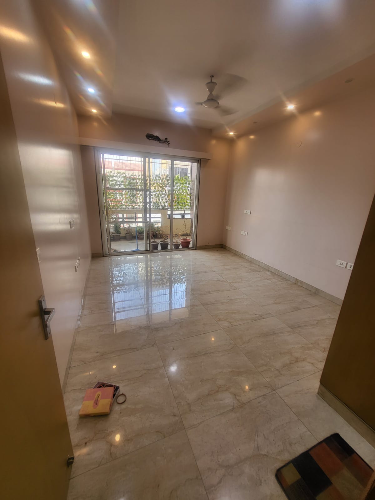 3 BHK + Servant Room,Extra Room Apartment For Rent in Signature Global City