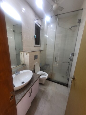 Bathroom in 3 BHK Apartment at Signature Global City, Sector 37d – for Rent