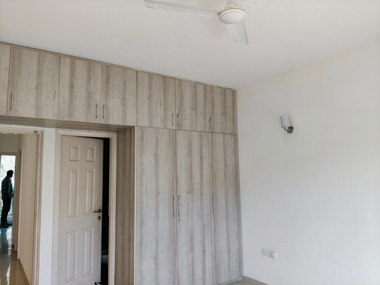 Room, emaar-mgf-emerald-hills 3 Bedroom 1380 Sq.Ft. Builder Floor In Sector 65 Gurgaon 8800800