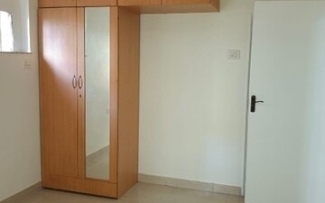 2 BHK Apartment For Rent in K Raheja Palm Court, Malad West