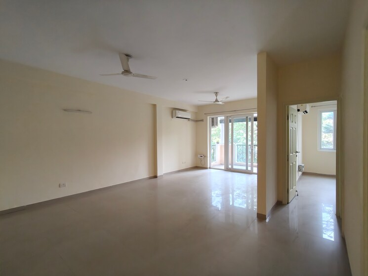 Room, emaar-mgf-emerald-hills 3 Bedroom 1380 Sq.Ft. Builder Floor In Sector 65 Gurgaon 8800823