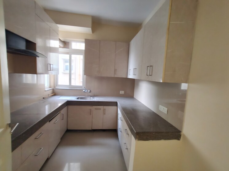 Kitchen, emaar-mgf-emerald-hills 3 Bedroom 1380 Sq.Ft. Builder Floor In Sector 65 Gurgaon 8800823