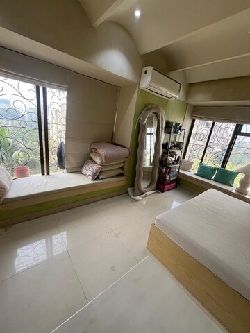 Living Room in 2 BHK Apartment at Bharati Niwas, Santacruz West – for Sale