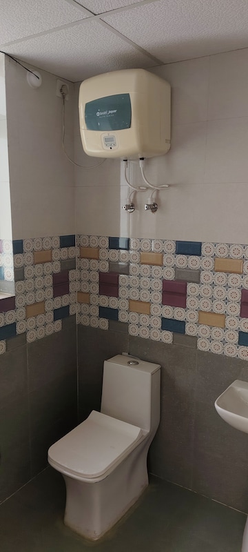 Kitchen in 3.5 BHK Apartment at Ansals Celebrity Greens, Sushant Golf City – for Sale