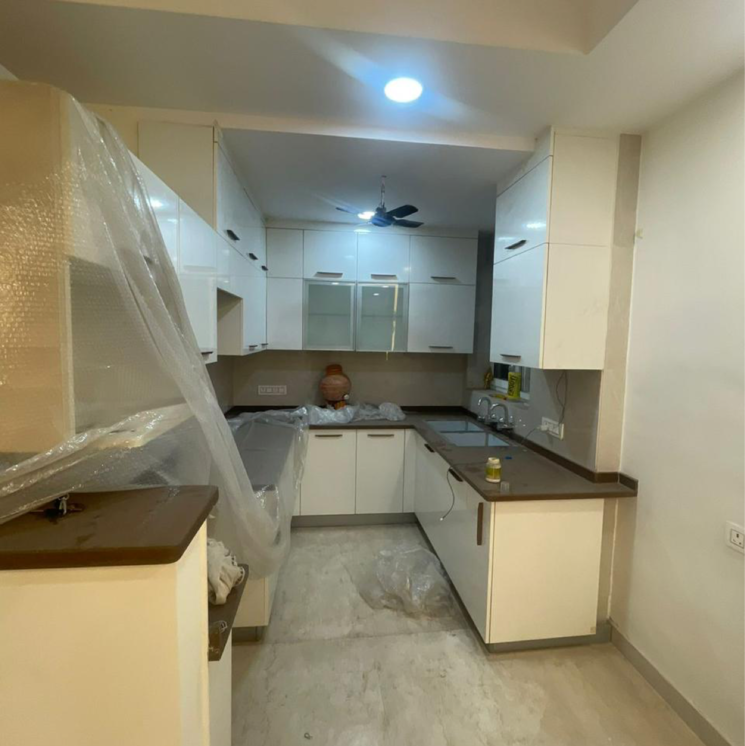 Kitchen, friends-appartments 5 Bedroom 250 Sq.Yd. Apartment In Rohini Sector 7 Delhi 8800871