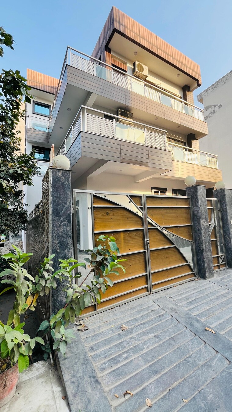 Exterior View, rwa-apartments-sector-47 4 Bedroom 139 Sq.Mt. Villa In Sector 47 Noida 8800858