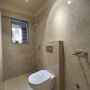 Bathroom in 1 BHK Apartment at Sunflower Apartment Mulund East, Lic Housing Colony – for Sale
