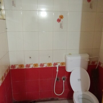 Bathroom in 2 BHK Builder Floor at Ejipura – for Rent