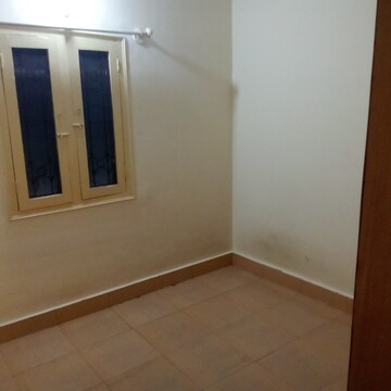 Room in 2 BHK Builder Floor at Ejipura – for Rent