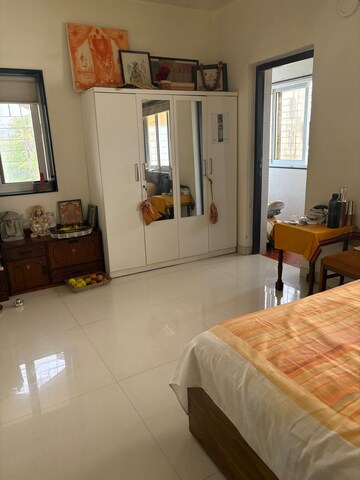 Living Room in 2 BHK Apartment at Parag Mansion Chs , Andheri West – for Rent