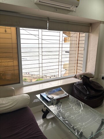 Master Bedroom in 2 BHK Apartment at Parag Mansion Chs , Andheri West – for Rent