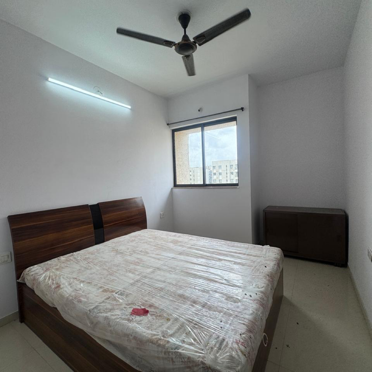 2.5 BHK Apartment For Rent in Lodha Downtown