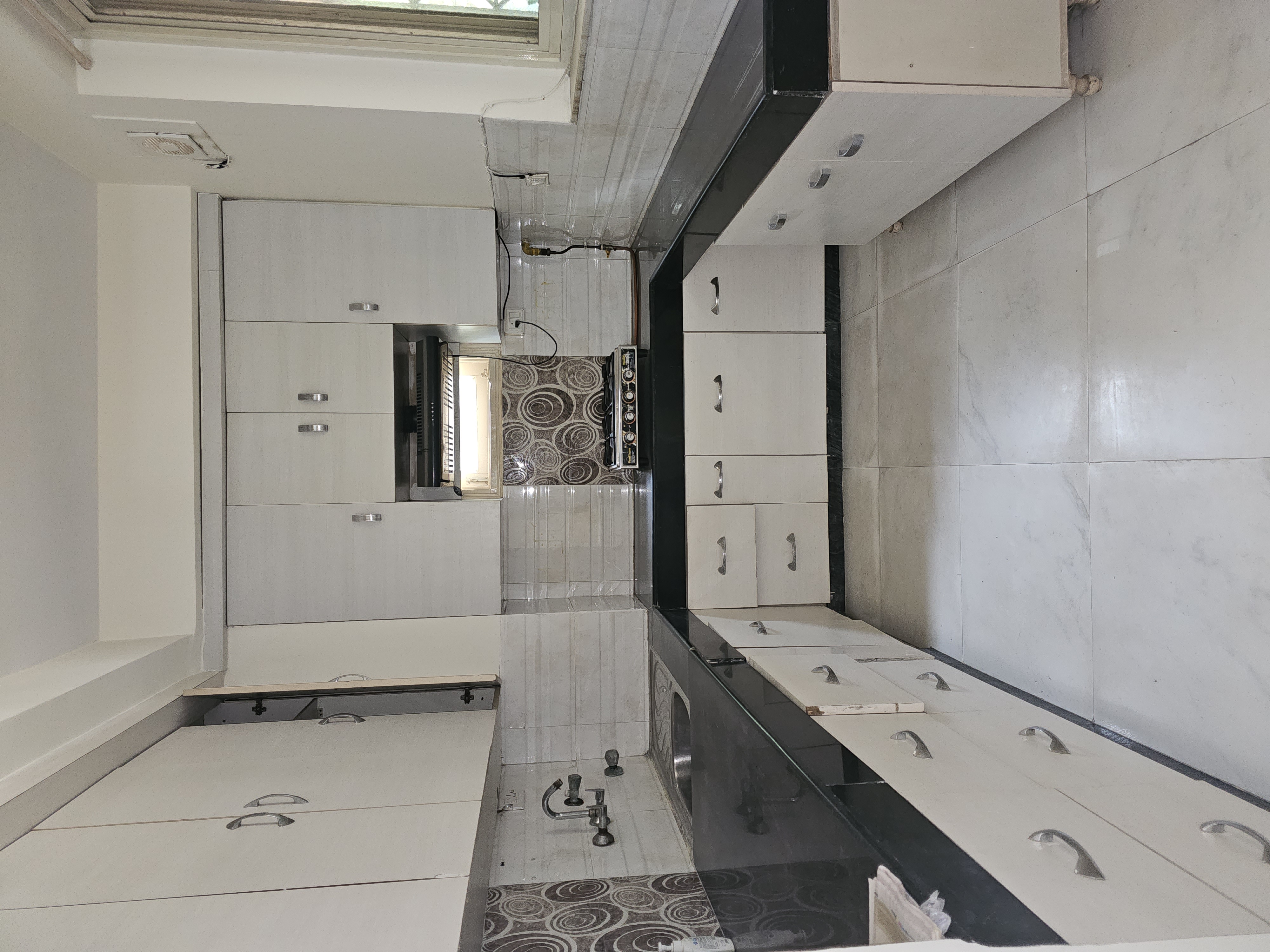 3 BHK + Pooja Room Apartment For Sale in Airlines Sector 23