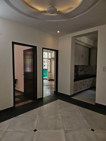 Room in 3 BHK Apartment at Sector 23 Dwarka – for Sale