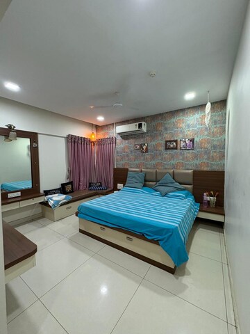 Bedroom in 2 BHK Apartment at Pristine Equilife Homes, Mahalunge Ingale – for Rent