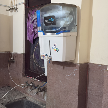 Team Area in 2 BHK Apartment at Ansal Plaza Gurgaon, Palam Vihar – for Rent
