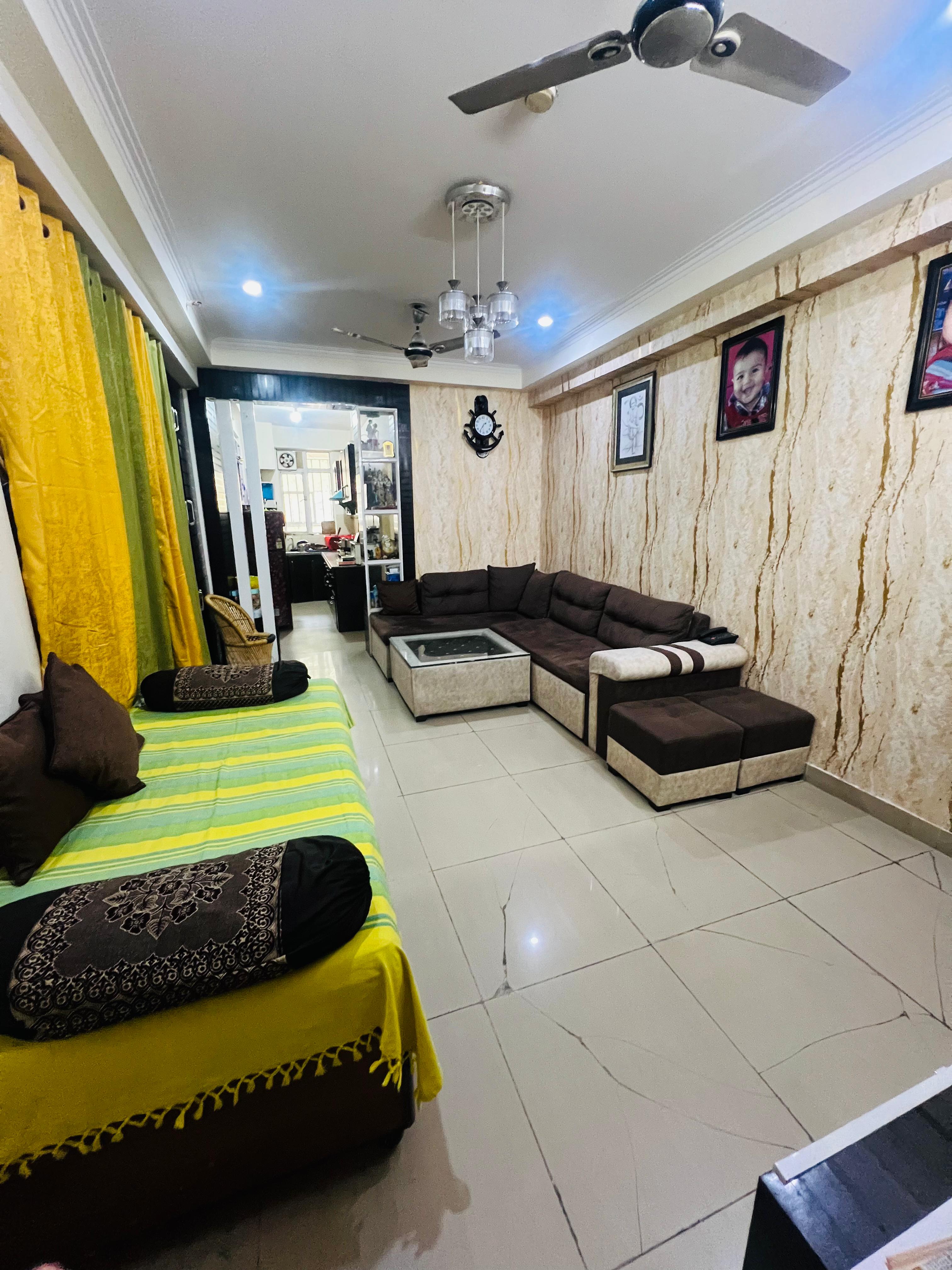2 BHK Apartment For Rent in Gaurs Global Village