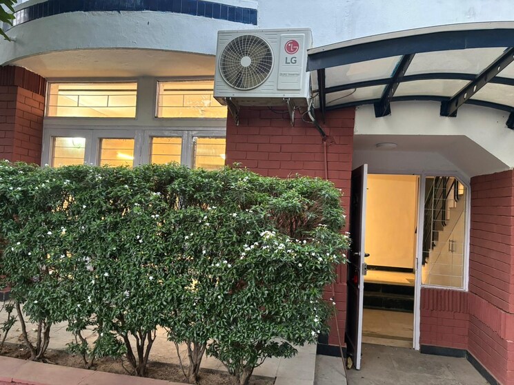 Exterior View, nirvana-courtyard 3.5 Bedroom 3000 Sq.Ft. Villa In Sector 50 Gurgaon 8800941