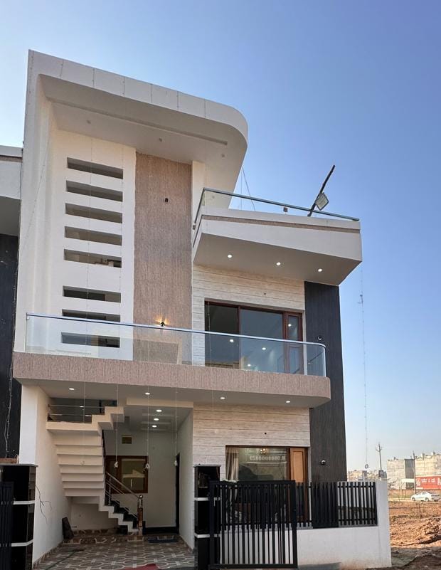 3 BHK + Study Room Builder Floor For Rent in Sector 11