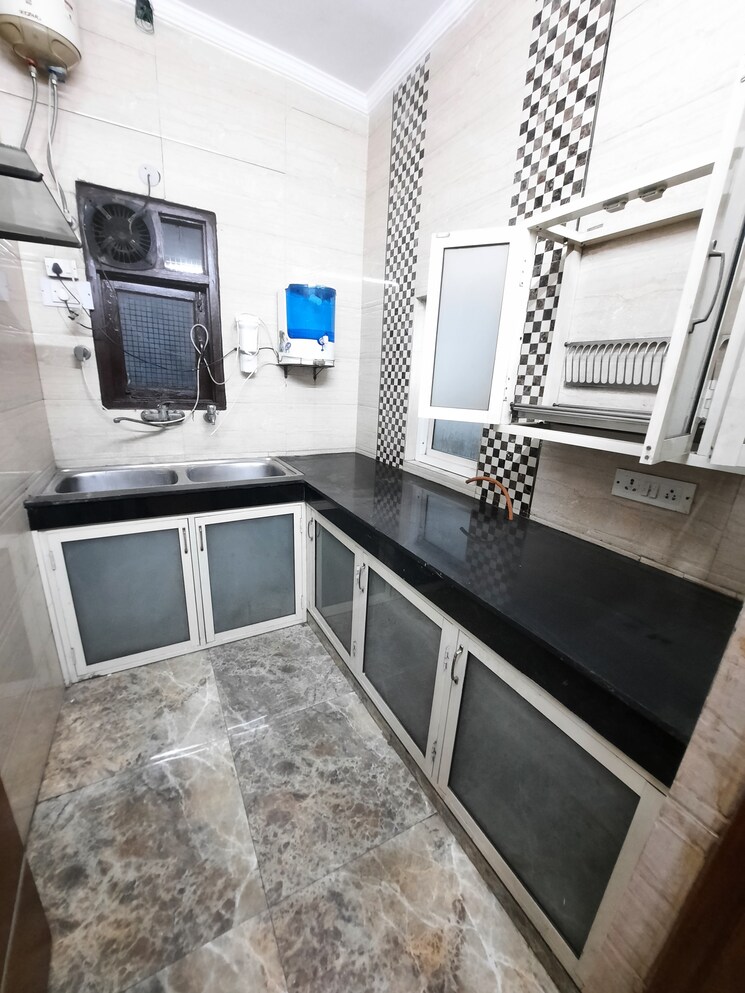 undefined, malviya nagar 1.5 Bedroom 900 Sq.Ft. Builder Floor In Malviya Nagar Delhi 8800950