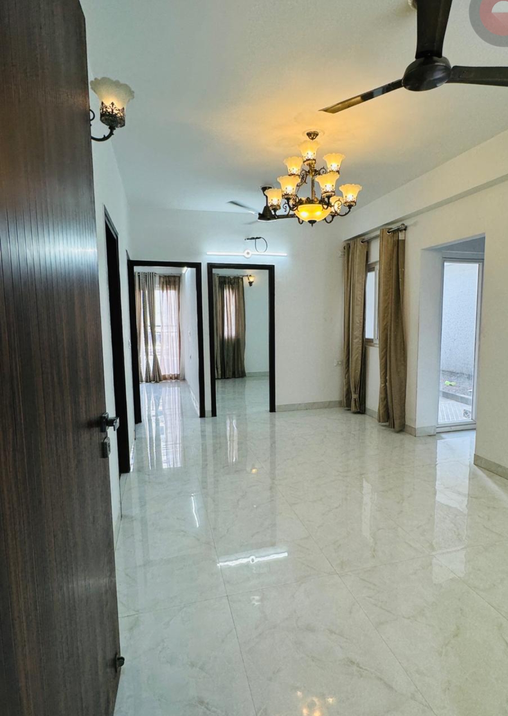 2.5 BHK Apartment For Sale in Signature Homes