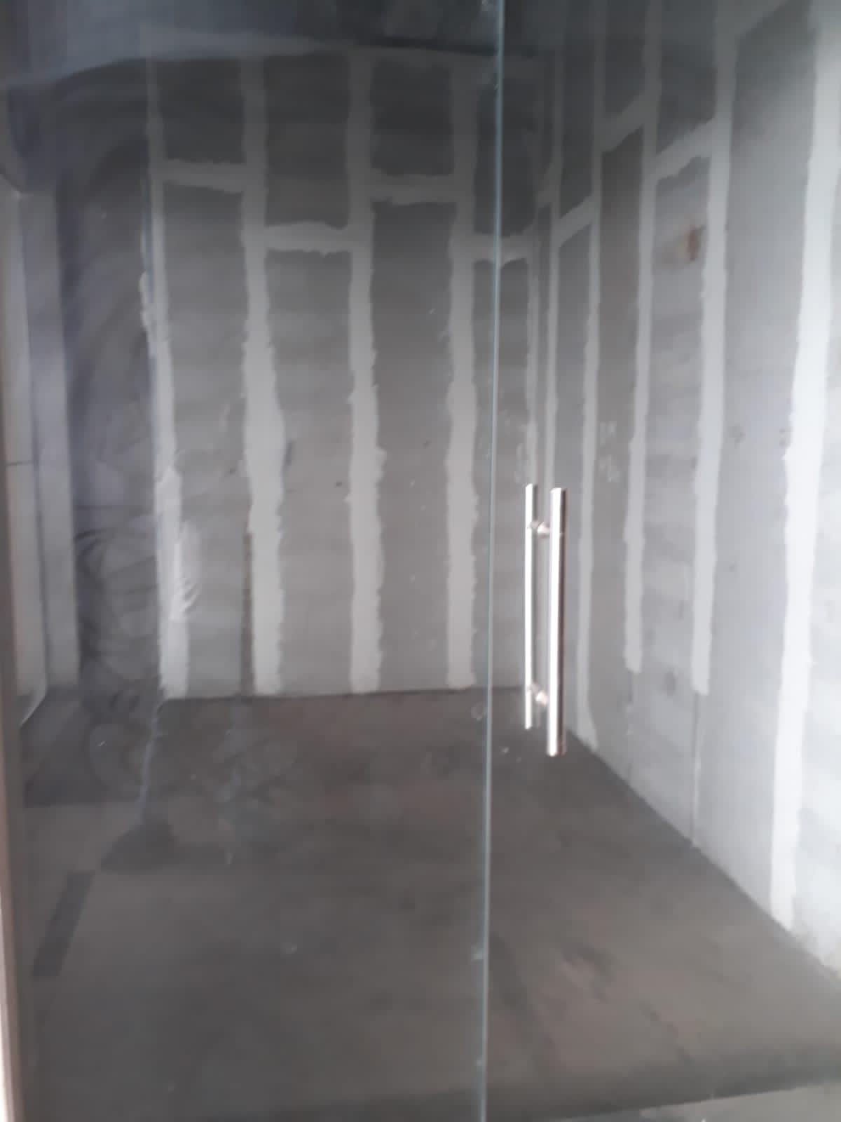 Retail Shop For Sale in KW Delhi 6