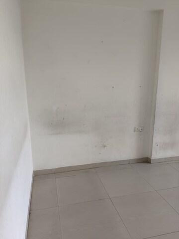 Room in 2 BHK Apartment at Aishwaryam Ventures, Pimpri Chinchwad Pcmc – for Rent