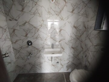 2 BHK Apartment For Rent in Kanak Heights Geeta Bhavan CHS, Malad East