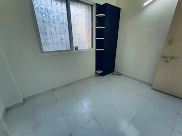 Room in 2 BHK Apartment at Svasti Chandrasuman Dhanori, Dhanori – for Rent