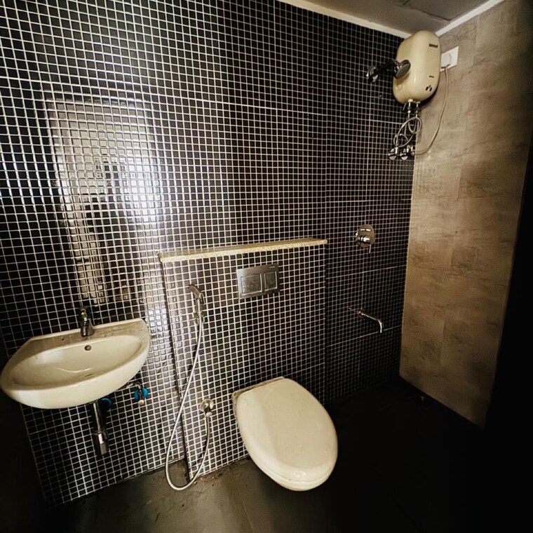 Bathroom, lodha-palava-downtown 1 Bedroom 447 Sq.Ft. Apartment In Taloja Bypass Road Thane 8800967