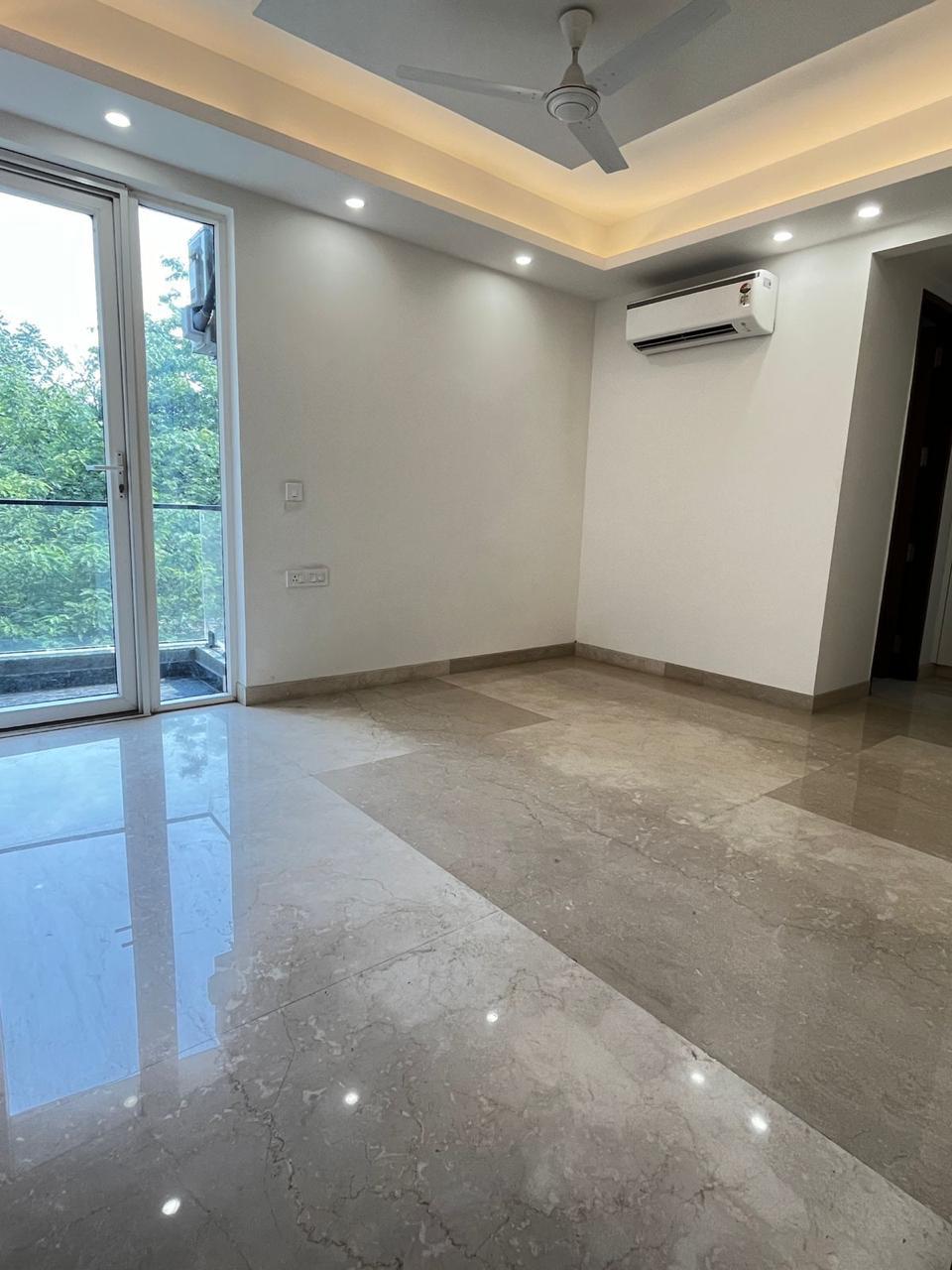 4 BHK + Servant Room Builder Floor For Rent in Sukhdev Vihar