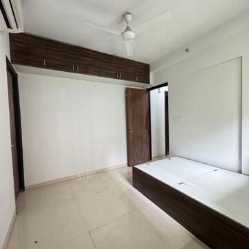 Room in 1 BHK Apartment at Lodha Palava Downtown, Taloja Bypass Road – for Rent