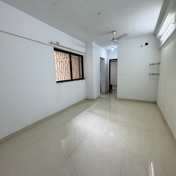 Room in 1 BHK Apartment at Lodha Palava Downtown, Taloja Bypass Road – for Rent