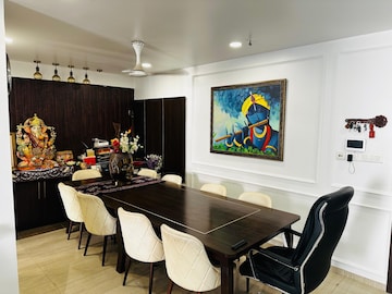 Master Bedroom in 2 BHK Apartment at Sheth Vasant Oasis, Andheri East – for Rent