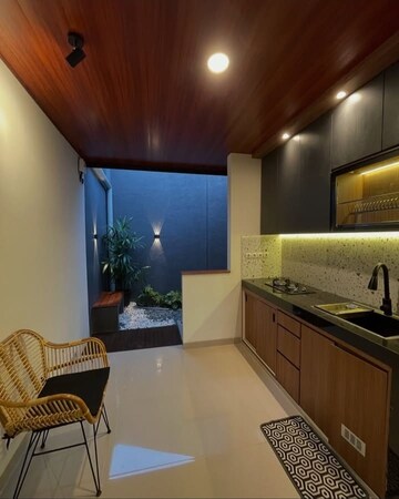 Kitchen in 2.5 BHK Builder Floor at Sector 29 – for Sale