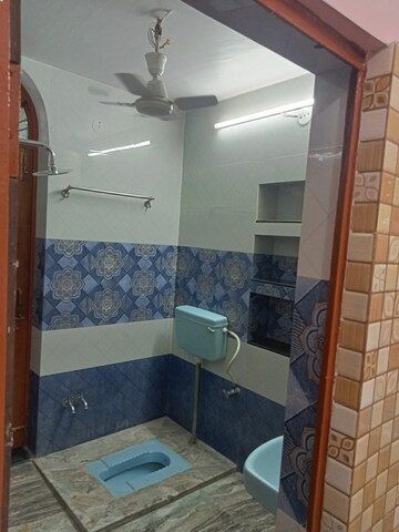 Kitchen in 2 BHK Builder Floor at R Square Gomti Nagar, Gomti Nagar – for Rent