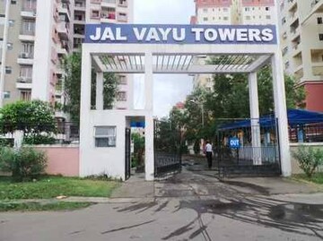 2 BHK Apartment – Exterior View View at Jalvayu Towers, Sector 56 - for Rent