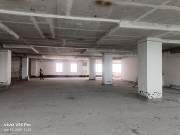 Parking in  Office Space at Gomti Nagar – for Rent