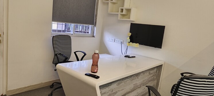 Team Area, laxmi-business-park Commercial Office Space 800 Sq.Ft. In Oshiwara Mumbai 8801030