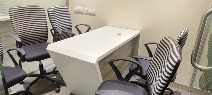 Team Area, laxmi-business-park Commercial Office Space 800 Sq.Ft. In Oshiwara Mumbai 8801030