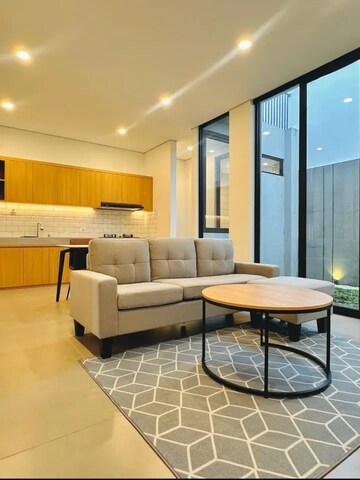 Kitchen in 4 BHK Builder Floor at Sector 37 – for Sale