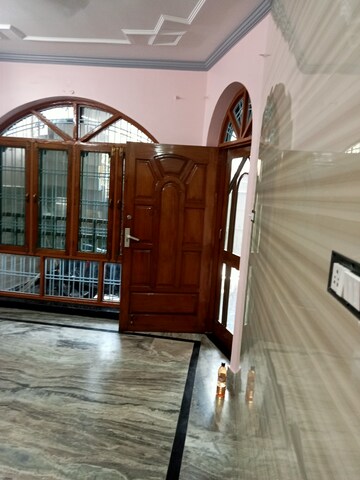 Furnished Amenities in 2 BHK Builder Floor at Signature Vivek Vihar, Deva Road – for Rent