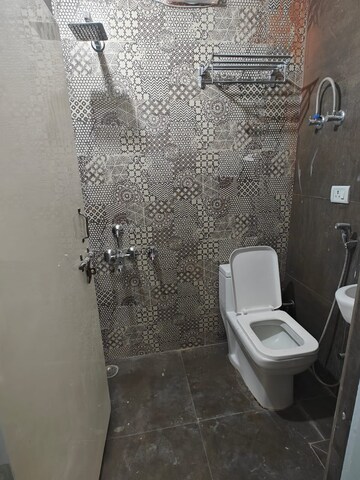 Bathroom in 2 BHK Builder Floor at Niti Khand – for Rent